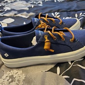 Womens 9.5 Sperry